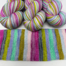 Load image into Gallery viewer, SPARKLE 2ply sock yarn FAIRY BONFIRE