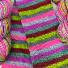 Load image into Gallery viewer, Don’t You Forget About Me! Self striping colorway